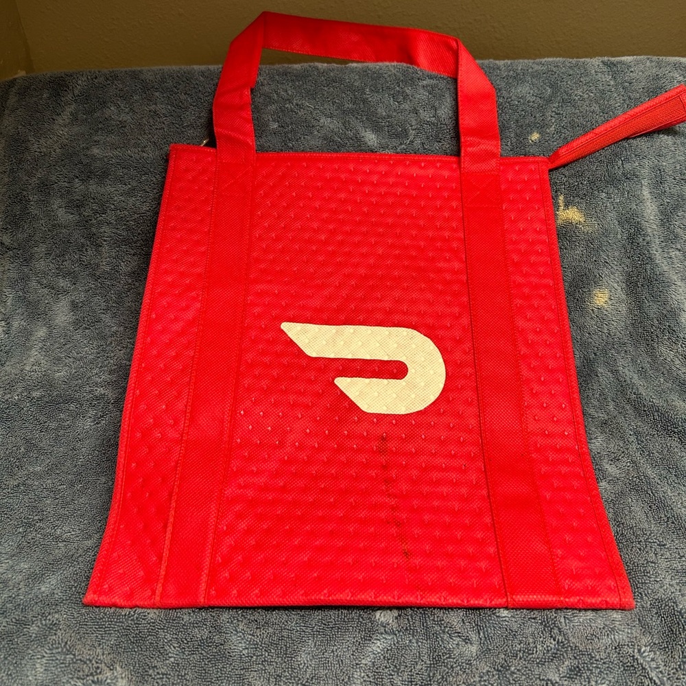 Door Dash Red Insulated Tote Bag